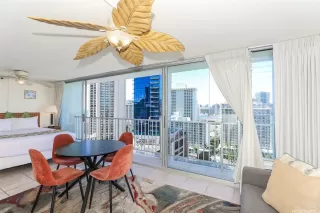 Photo #3: 202606416 Listing 