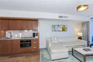 Photo #4: 202606449 Listing 