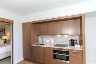 Photo #5: 202606449 Listing 