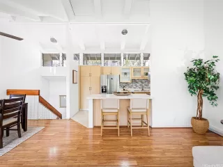 Photo #5: 202606455 Listing 