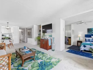 Photo #4: 202606462 Listing 