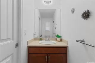 Photo #5: 202606471 Listing 