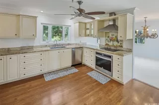 Photo #4: 202606475 Listing 