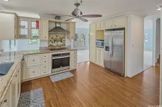 Photo #5: 202606475 Listing 