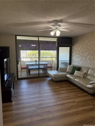 Photo #2: 202606496 Listing 