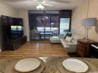 Photo #4: 202606496 Listing 