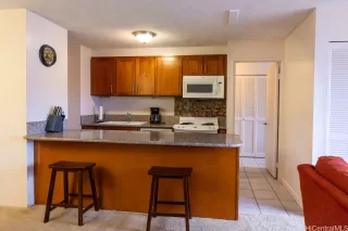 Photo #5: 202606498 Listing 