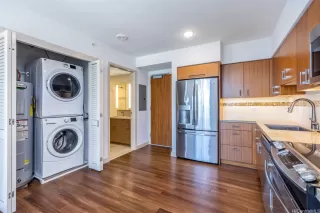 Photo #4: 202606511 Listing 