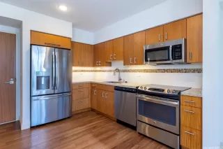 Photo #6: 202606511 Listing 