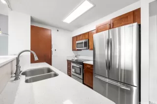 Photo #5: 202606512 Listing 