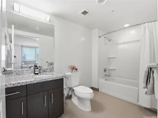 Photo #3: 202606516 Listing 