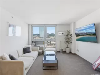 Photo #5: 202606516 Listing 