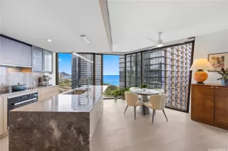 Photo #6: 202606527 Listing 