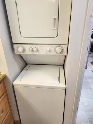 Photo #5: 202606543 Listing 