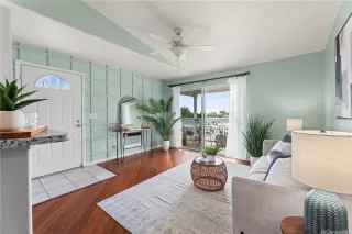 Photo #2: 202606552 Listing 