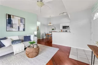 Photo #4: 202606552 Listing 