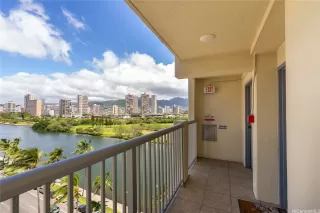 Photo #4: 202606556 Listing 