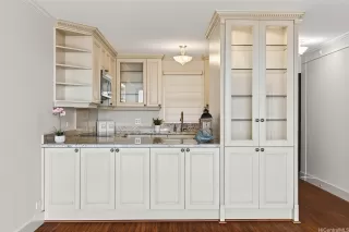 Photo #3: 202606558 Listing 