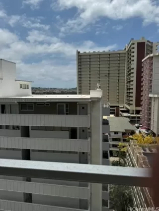 Photo #6: 202606572 Listing 