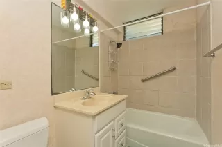 Photo #6: 202606584 Listing 