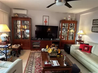 Photo #5: 202606603 Listing 