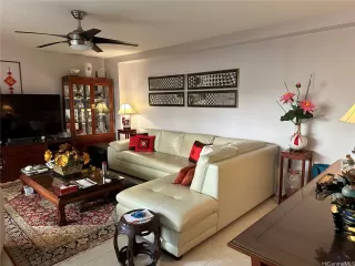 Photo #6: 202606603 Listing 