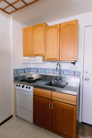 Photo #2: 202606635 Listing 