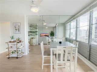 Photo #3: 202606639 Listing 