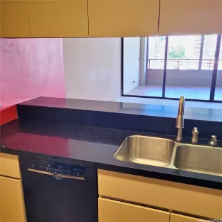 Photo #4: 202606645 Listing 