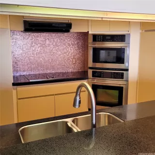 Photo #5: 202606645 Listing 