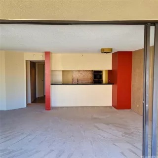 Photo #6: 202606645 Listing 