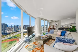 Photo #6: 202606656 Listing 