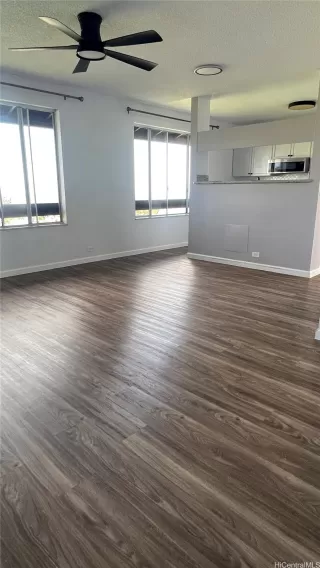 Photo #3: 202606681 Listing 