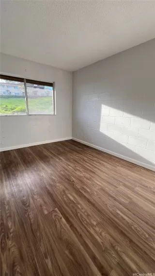 Photo #6: 202606681 Listing 