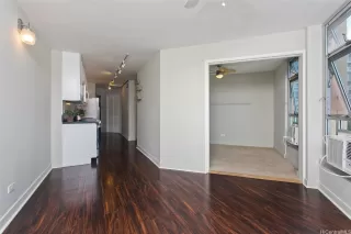 Photo #3: 202606686 Listing 