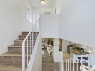 Photo #6: 202606709 Listing 