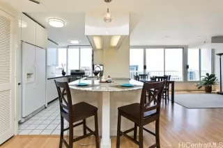 Photo #3: 202606716 Listing 