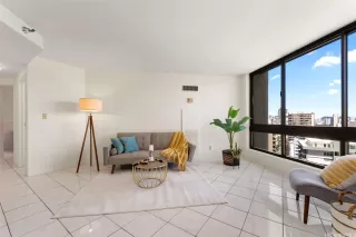 Photo #2: 202606727 Listing 