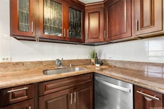 Photo #6: 202606727 Listing 