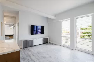 Photo #4: 202606738 Listing 