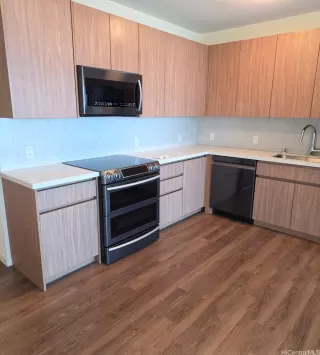 Photo #5: 202606759 Listing 