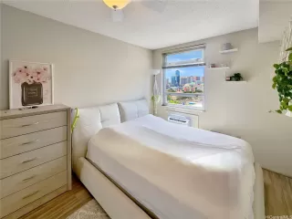 Photo #5: 202606775 Listing 