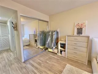 Photo #6: 202606775 Listing 