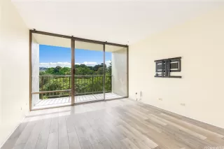 Photo #3: 202606800 Listing 