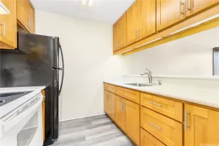 Photo #4: 202606800 Listing 