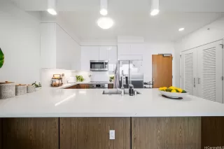 Photo #3: 202606817 Listing 