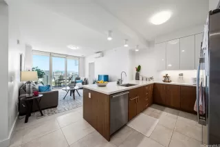 Photo #4: 202606817 Listing 