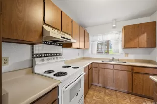 Photo #4: 202606818 Listing 