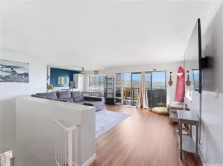 Photo #4: 202606825 Listing 