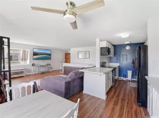 Photo #5: 202606825 Listing 